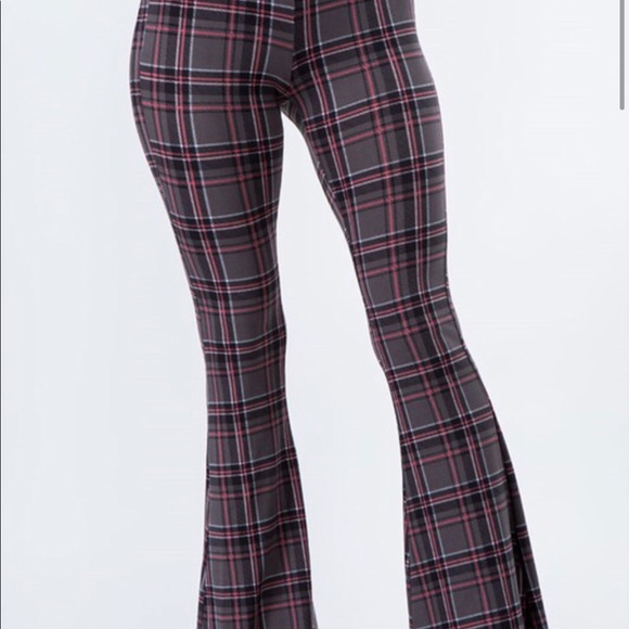 Clothes - Picture 4 of 6